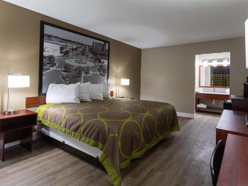 Super 8 By Wyndham Goldsboro Motel Buitenkant foto